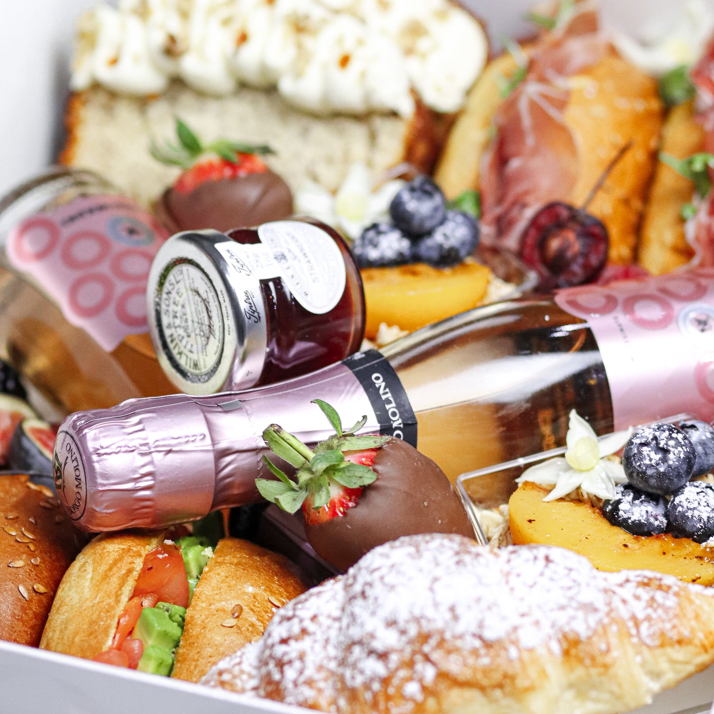 Mothers Day Box - Breakfast in bed
